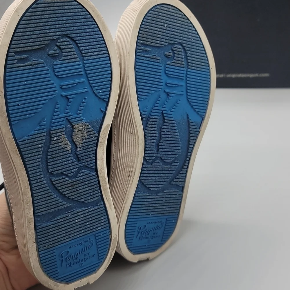 An Original Penguin by munsingwear boys oxfords size 9C